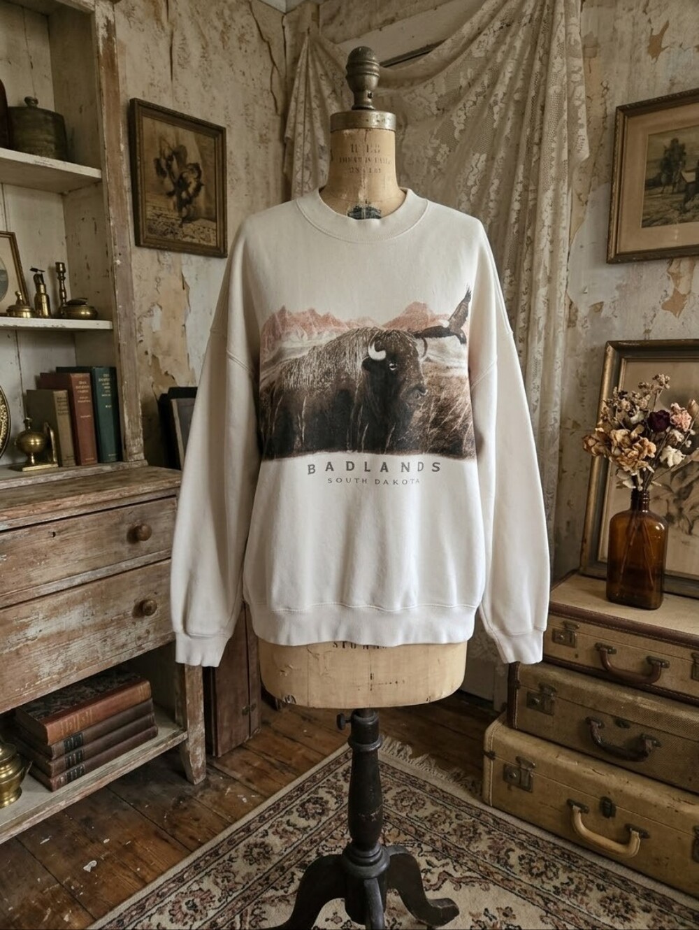 Abercrombie & Fitch Oversized Badlands Graphic Sweatshirt Cream XL